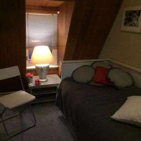Gezellige zolder in Wassenaar met dakterras Buitenkant foto